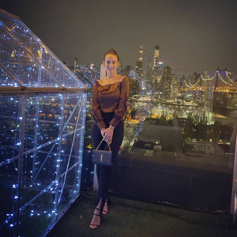 Meet your Posher, Renee